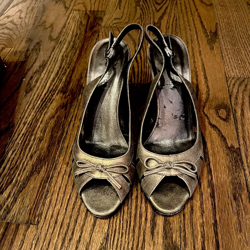 Vaneli Bronze 3.5” heel